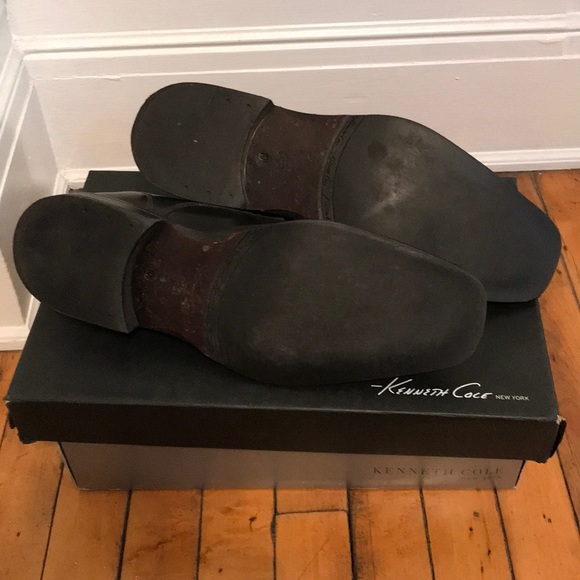 Great condition Kenneth Cole black lace shoes - Picture 3 of 3